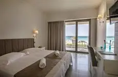 Iperion Beach Hotel 