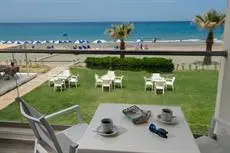 Iperion Beach Hotel 