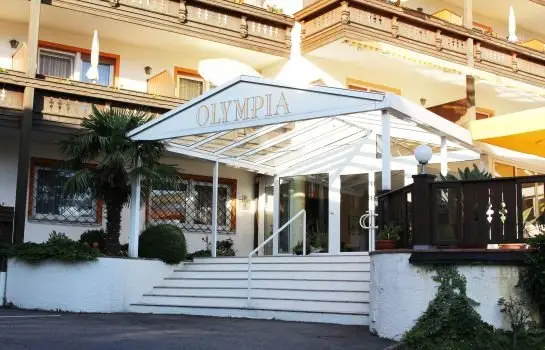 Olympia Hotel Tirolo