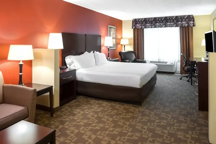 Holiday Inn Express & Suites Lexington Downtown Area-Keeneland 