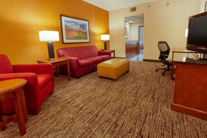 Drury Inn & Suites Indianapolis Northeast 