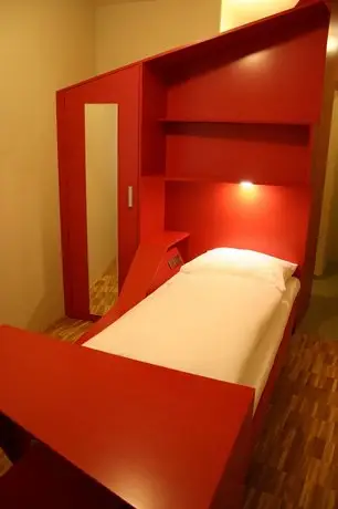 Snooze Hotel 