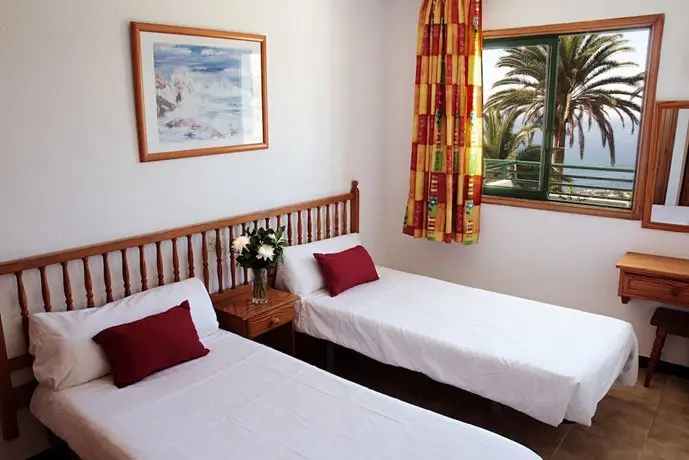 Apartamentos Palmera Mar 