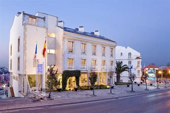 Hotel Suances 