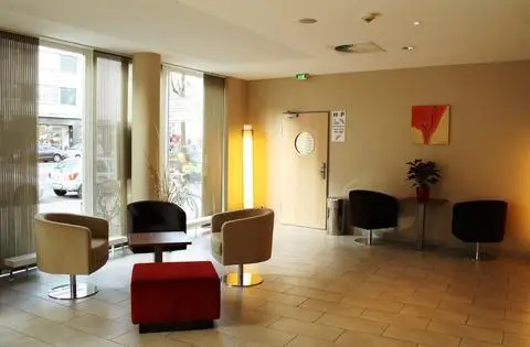 Premier Inn Berlin City West Hotel 