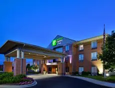 Holiday Inn Express Hotel & Suites Dayton-Centerville 