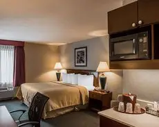 Quality Inn & Suites Forest Park Cincinnati 