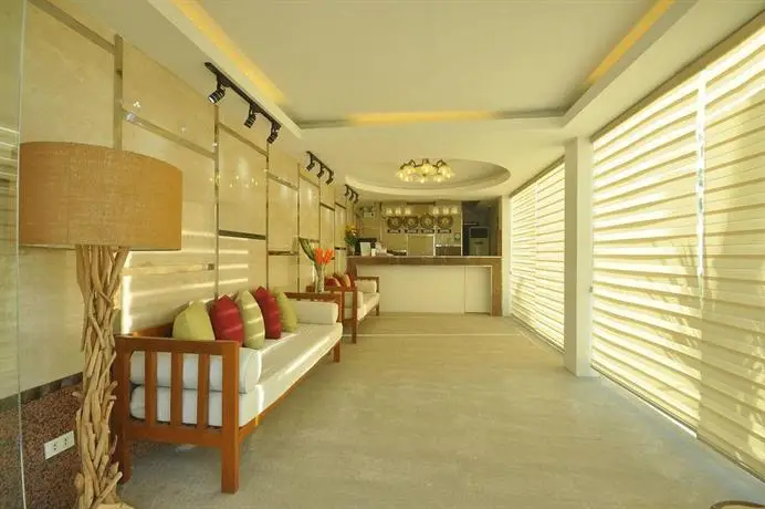 Boracay Ocean Club Beach Resort 