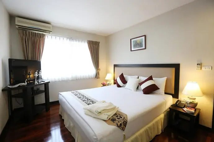 J Town Serviced Apartments