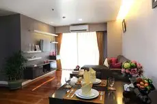 J Town Serviced Apartments 