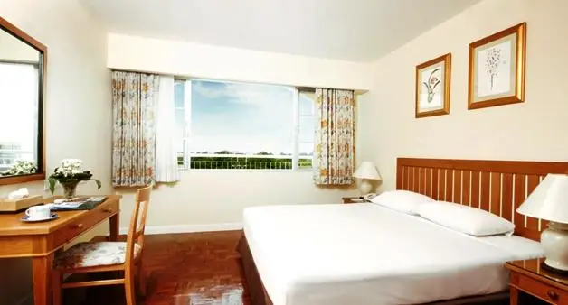 Karavel House Hotel and Serviced Apartments Sriracha 