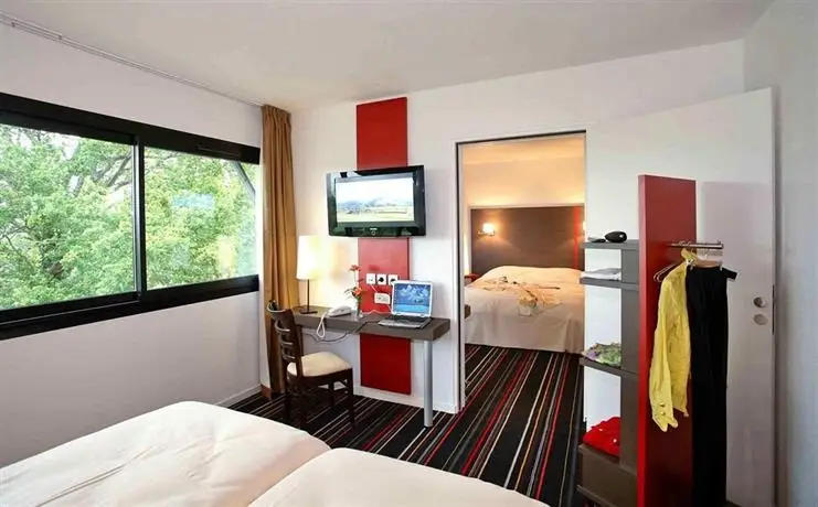 Ibis Styles Segre 