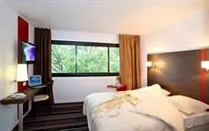 Ibis Styles Segre 