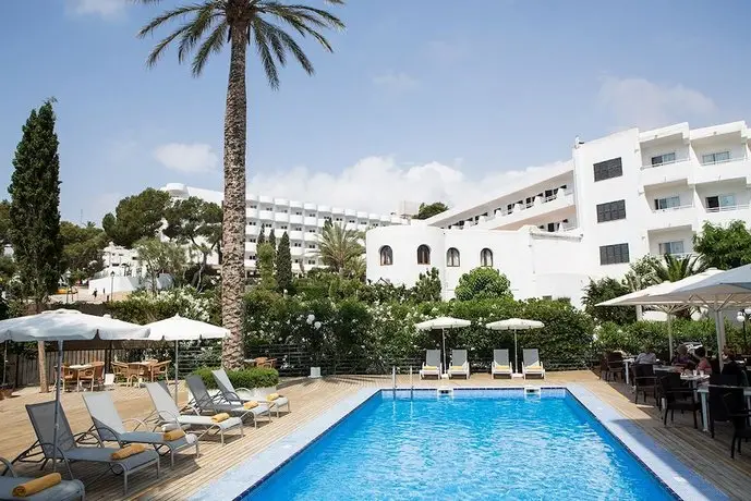 Gavimar Cala Gran Hotel and Apartments 