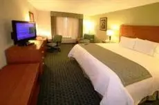 Holiday Inn Express & Suites Toluca Zona Aeropuerto 