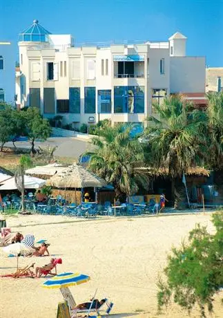 Hotel Il Faro Della Guitgia Tommasino 