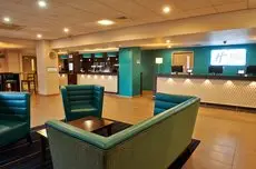 Holiday Inn Express Manchester Airport 