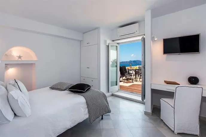 Athina Luxury Suites 