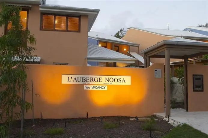 L'Auberge Apartments Noosa