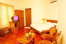 Deshadan Cliff & Beach Resort Varkala 