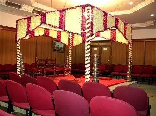 Hotel Kavery Rajkot 