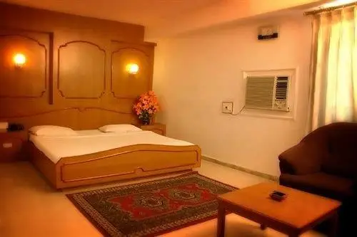 Hotel Kavery Rajkot 