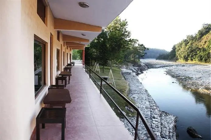 Corbett Riverside Resort Ramnagar