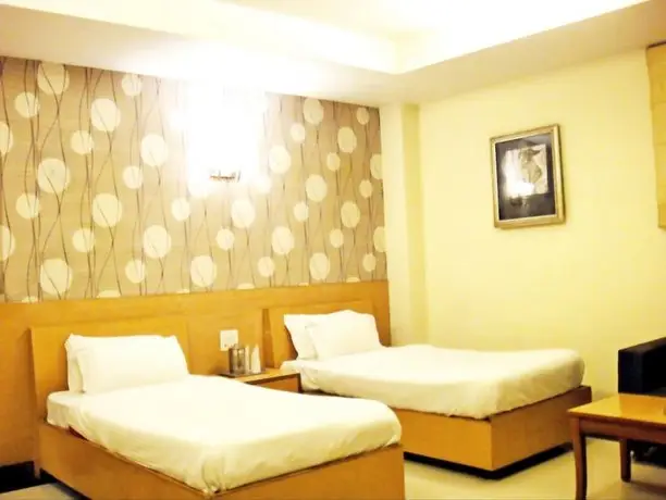 Hotel P R Residency