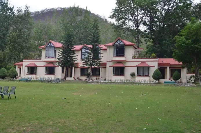 WelcomHeritage Corbett Ramganga Resort