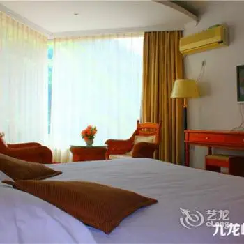 Jiulongxia Holiday Resort 