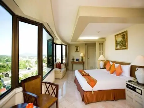 Ipavilion Phuket Hotel 