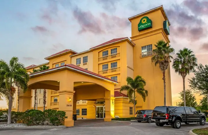 La Quinta Inn & Suites Fort Pierce