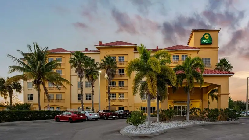 La Quinta Inn & Suites Fort Pierce