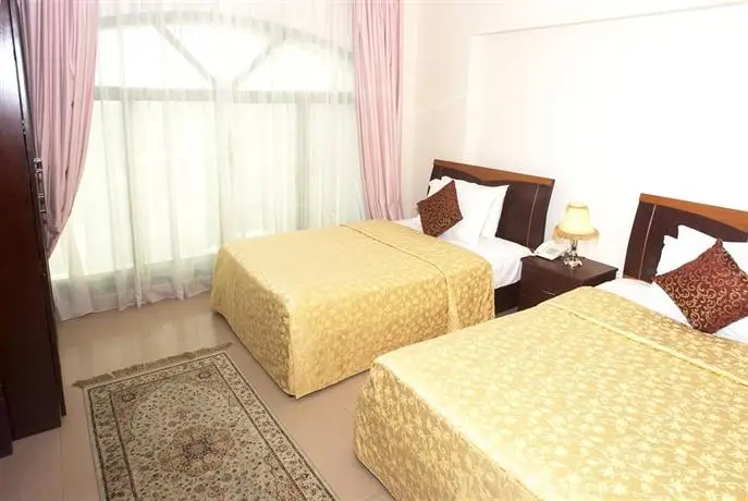 Safeer Plaza Hotel Apartments 