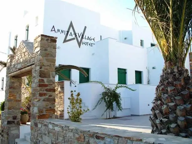 Annita's Village Hotel 