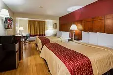 Red Roof Inn & Suites Fayetteville-Fort Bragg 