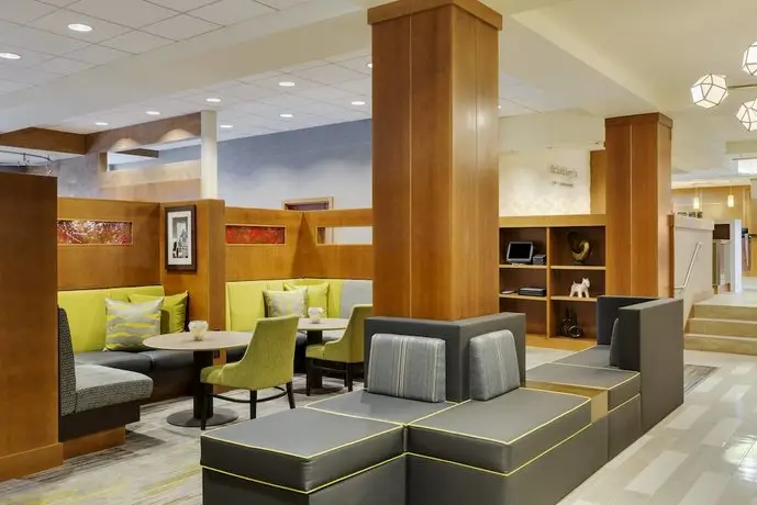 Courtyard by Marriott Boston Logan Airport