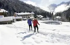 Almwellness-Resort Tuffbad 