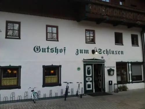 Gutshof zum Schluxen