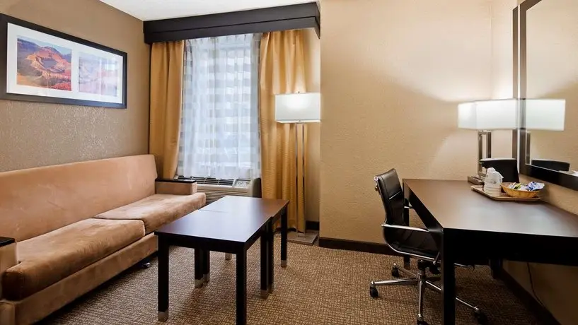 Best Western Harrisburg North Hotel 