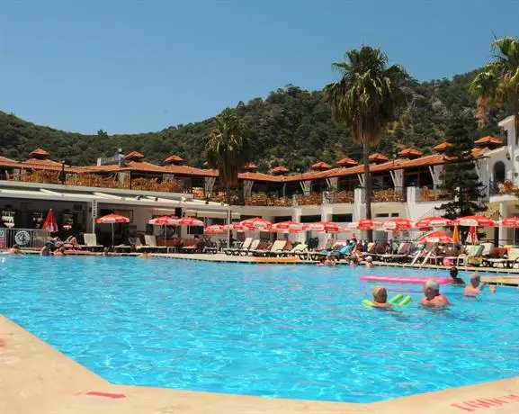 Karbel Beach Hotel 