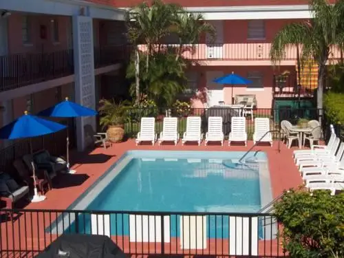 South Palm Suites