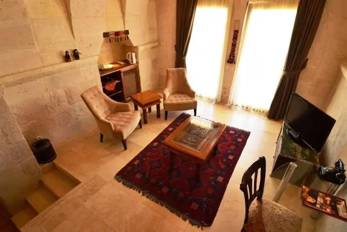 Cappadocia Cave Suites 