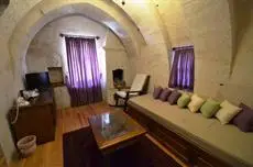 Cappadocia Cave Suites 