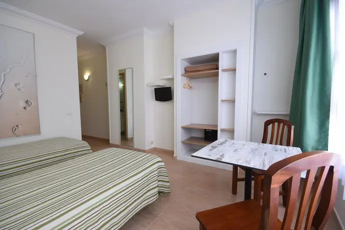 Apartamentos Tinoca 