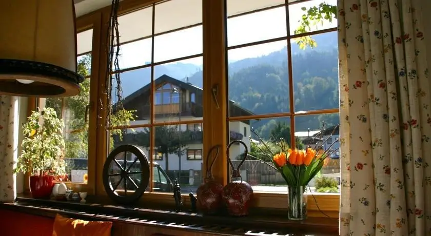 Pension Haus Tirol Kaprun 