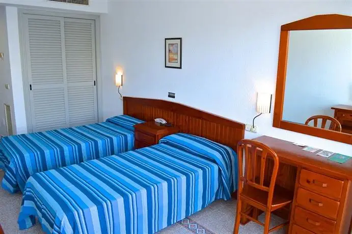 Hostal Residencia Molins Park 