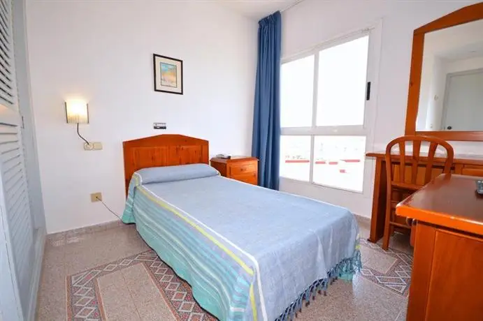 Hostal Residencia Molins Park 