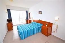 Hostal Residencia Molins Park 