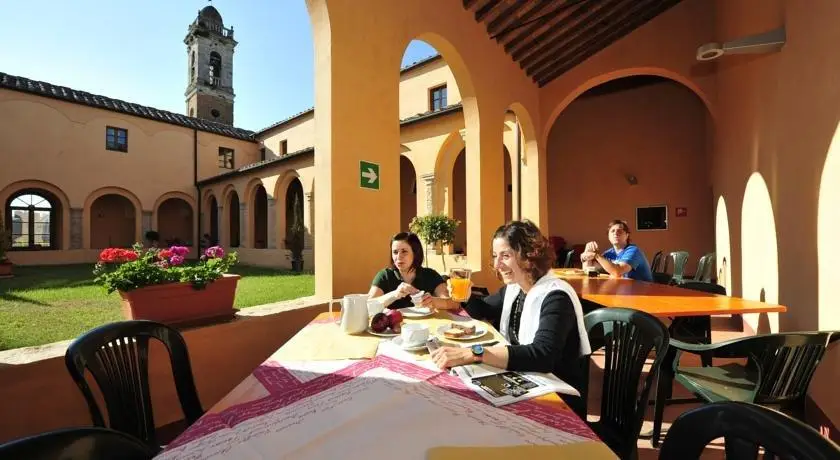 Chiostro Delle Monache Hostel Volterra 